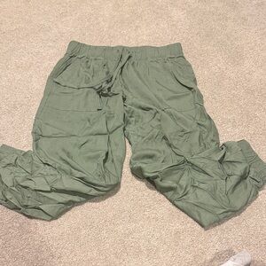 Universal Thread Olive Trousers